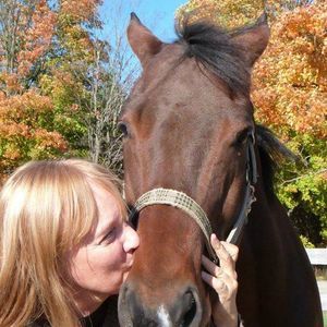 Meet your Posher, Lorie